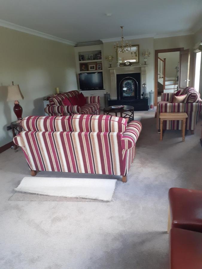 Bedroom No 3 Garden View Nobber Bagian luar foto